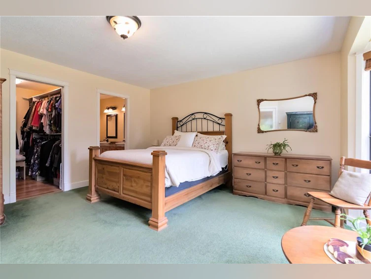 1881 Llewellyn Place, North Saanich, BC, V8L 1G4 - 14
