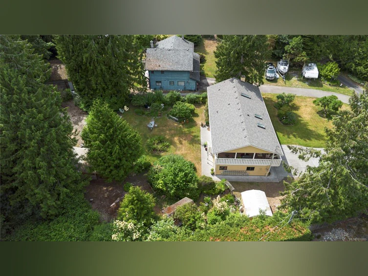 1881 Llewellyn Place, North Saanich, BC, V8L 1G4 - 35