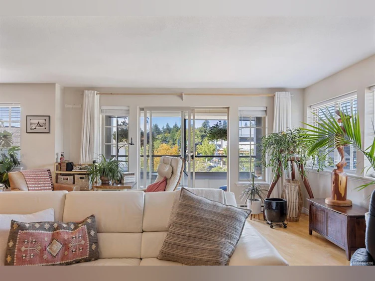 304-1705 Comox Avenue, Comox, BC, V9M 3M1 - 17