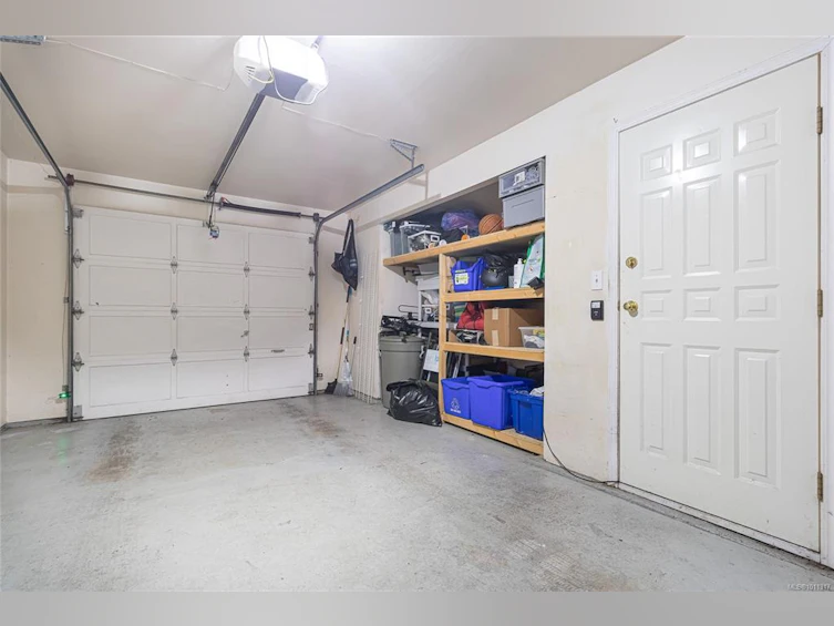 2882 Belmont Avenue, Victoria, BC, V8R 6T3 - 23