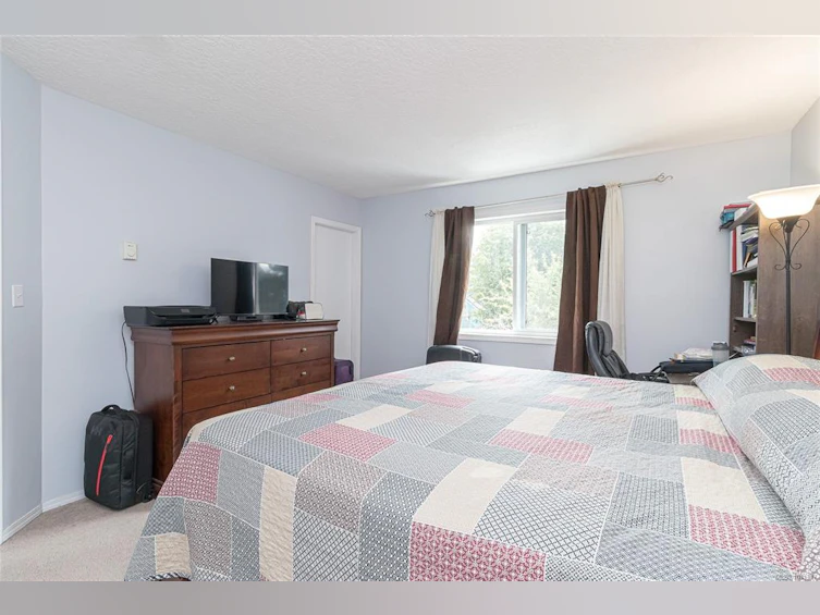 2882 Belmont Avenue, Victoria, BC, V8R 6T3 - 13