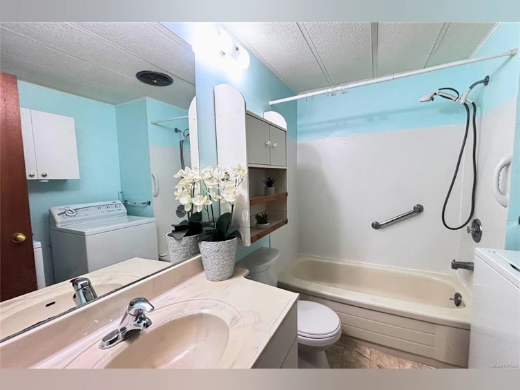 990 Riley Road, French Creek, BC, V9P 2B4 - 28
