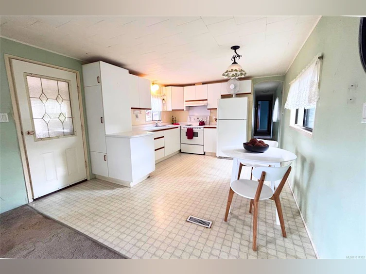 990 Riley Road, French Creek, BC, V9P 2B4 - 23