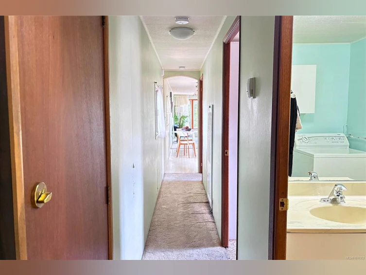 990 Riley Road, French Creek, BC, V9P 2B4 - 32