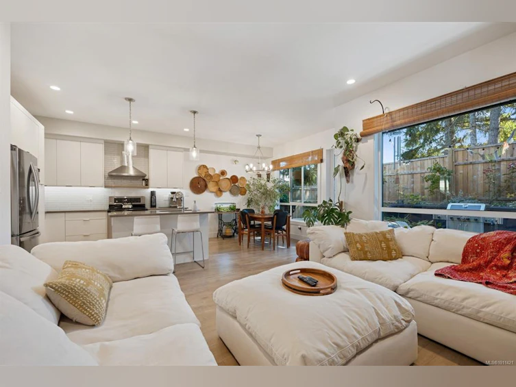 41-2607 Kendal Avenue, Cumberland, BC, V0R 1S0 - 3