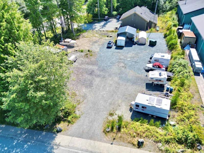 699 Industrial Way - 3