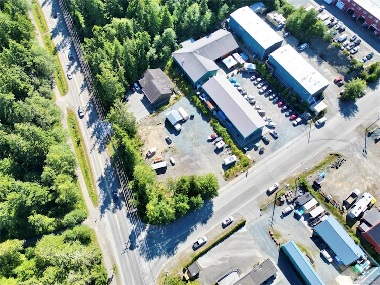 699 Industrial Way, Tofino, BC, V0R 2Z0 - 2