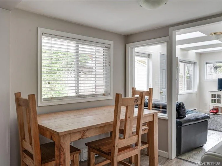 521 Arbutus Street, Qualicum Beach, BC, V9K 1K8 - 35