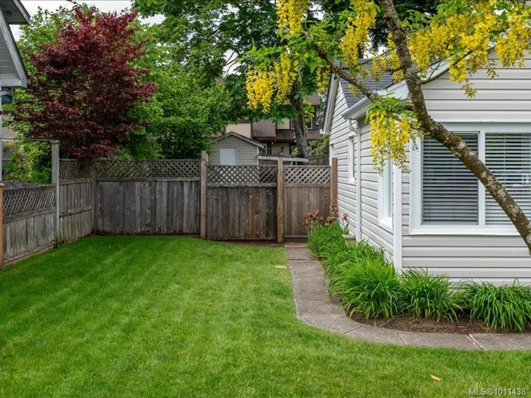 521 Arbutus Street, Qualicum Beach, BC, V9K 1K8 - 51
