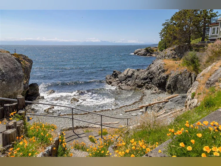 205-520 Foster Street, Esquimalt, BC, V9A 3R4 - 30