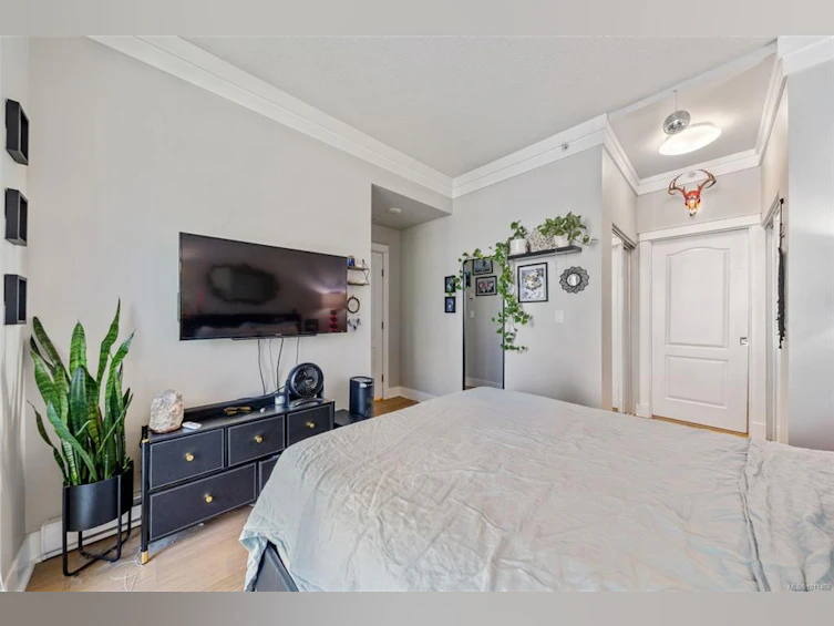 210-845 Yates Street, Victoria, BC, V3W 4A3 - 23