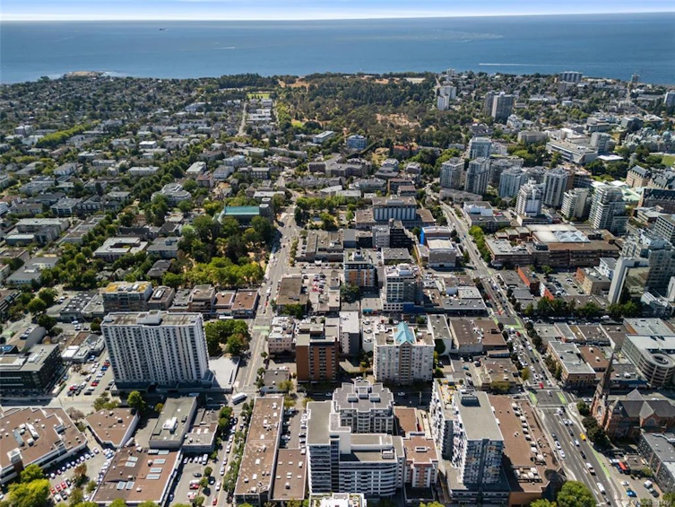 210-845 Yates Street, Victoria, BC, V3W 4A3 - 35