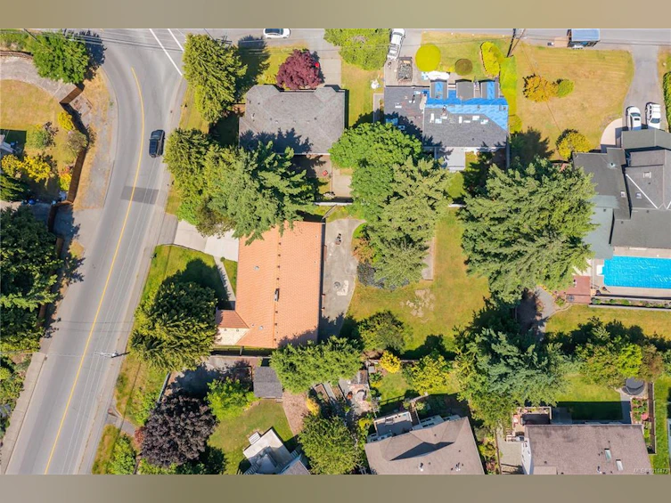 5510 Rutherford Road, Nanaimo, BC, V9T 5N4 - 4