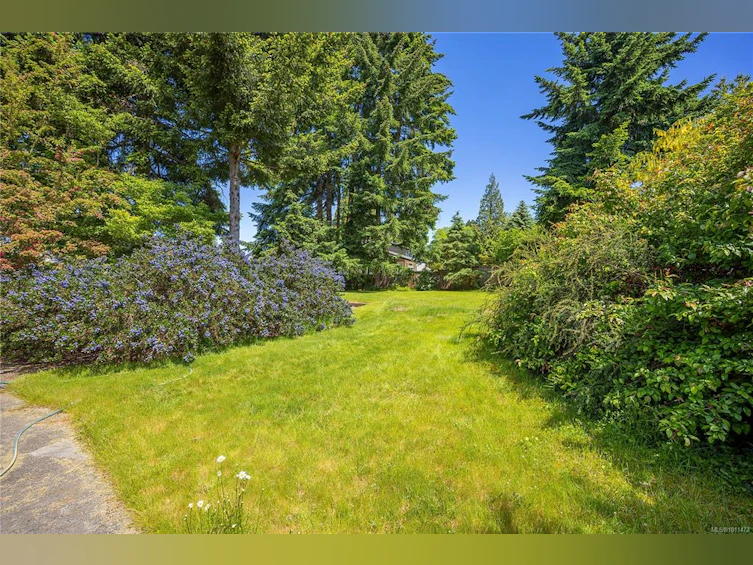 5510 Rutherford Road, Nanaimo, BC, V9T 5N4 - 30