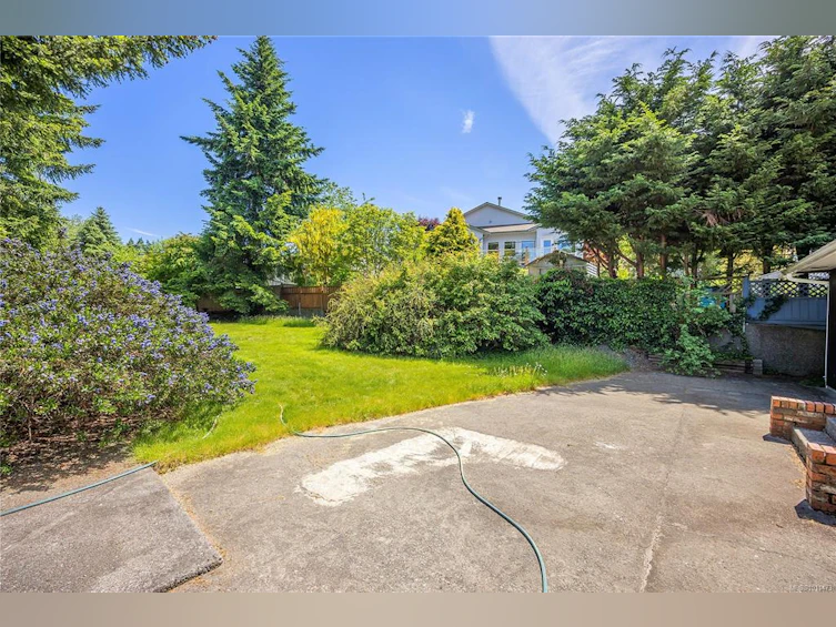 5510 Rutherford Road, Nanaimo, BC, V9T 5N4 - 29