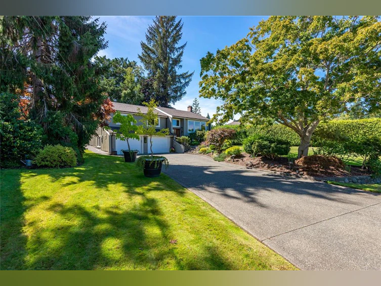 115 Engles Road, Campbell River, BC, V9H 1J8 - 2