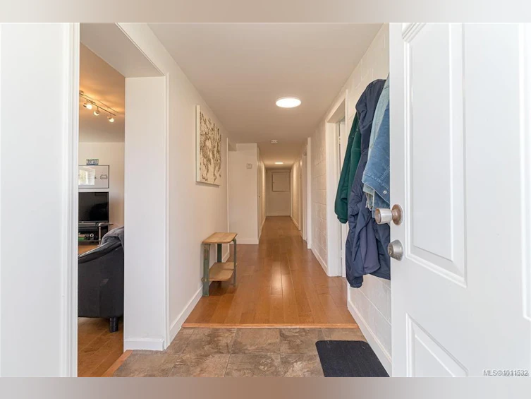 4228 Westervelt Place, Saanich, BC, V8X 4W5 - 19
