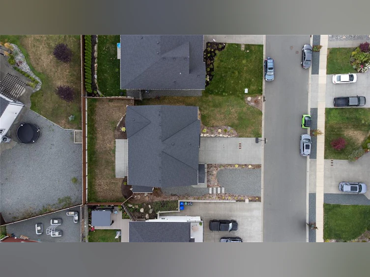 3385 Marygrove Drive, Courtenay, BC, V9N 0E7 - 3