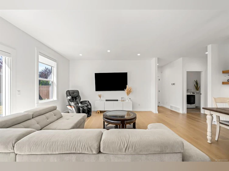3385 Marygrove Drive, Courtenay, BC, V9N 0E7 - 23