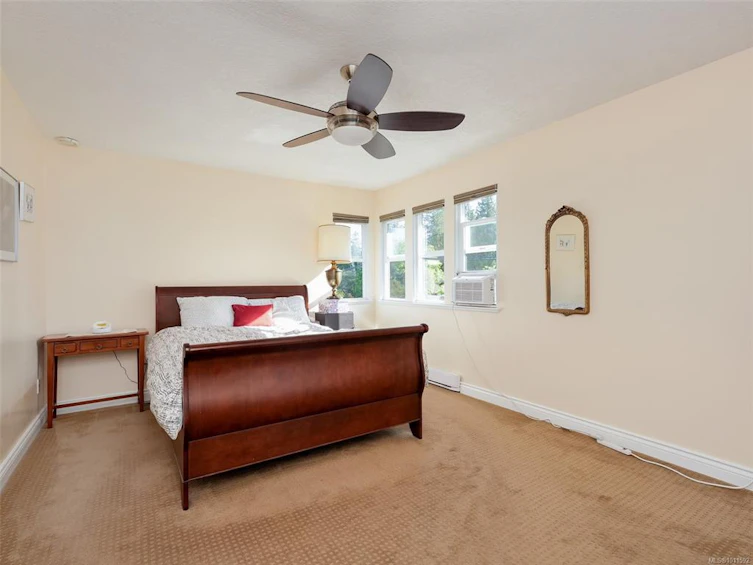 4958 Wesley Road, Saanich, BC, V8Y 1Y9 - 9