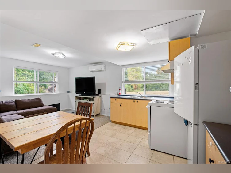 714 Bradley Dyne Road, North Saanich, BC, V8L 5G9 - 45