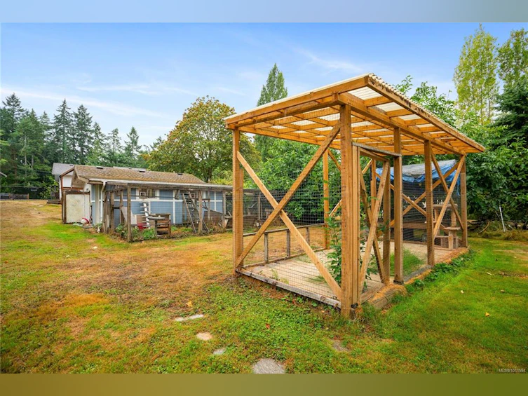 714 Bradley Dyne Road, North Saanich, BC, V8L 5G9 - 77