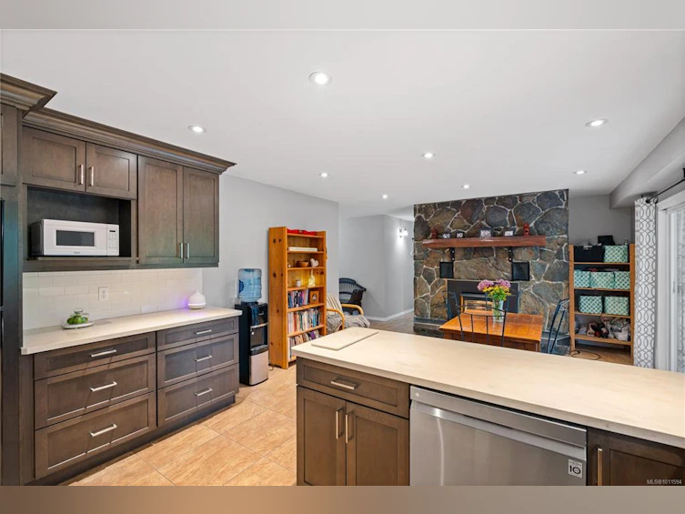 714 Bradley Dyne Road, North Saanich, BC, V8L 5G9 - 20
