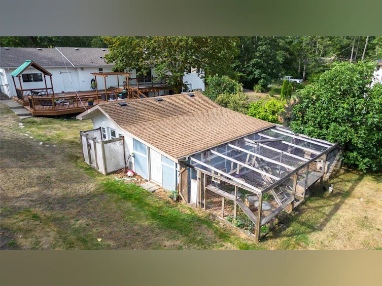 714 Bradley Dyne Road, North Saanich, BC, V8L 5G9 - 75