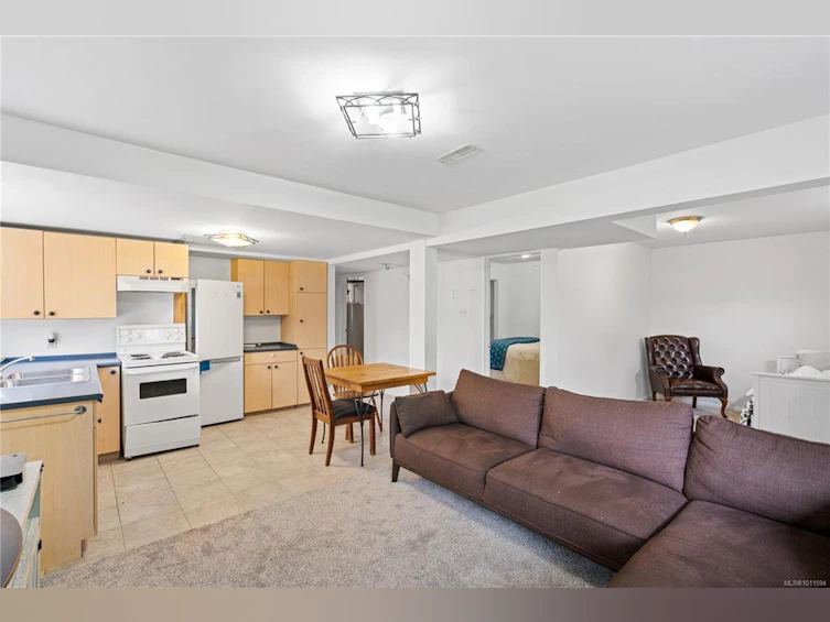714 Bradley Dyne Road, North Saanich, BC, V8L 5G9 - 42