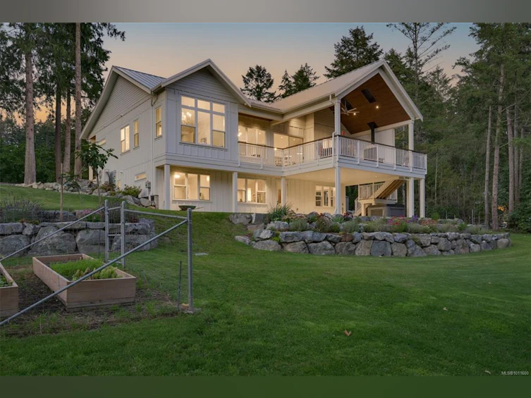 471 Green Mountain Road, Saanich, BC, V9E 2B4 - 2
