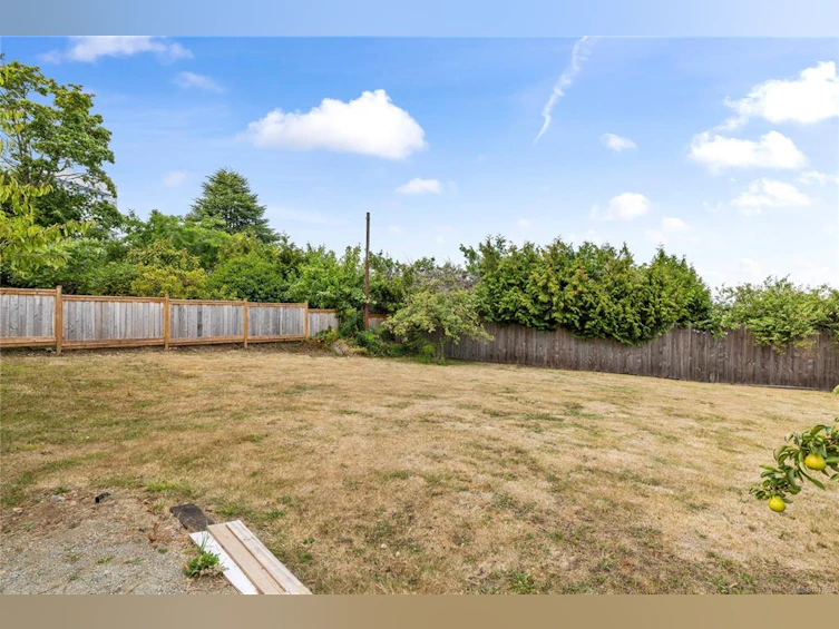 1968 Estevan Road, Nanaimo, BC, V9S 3Z2 - 32