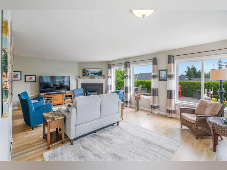 659 Windward Way, Qualicum Beach, BC, V9K 2K4 - 20