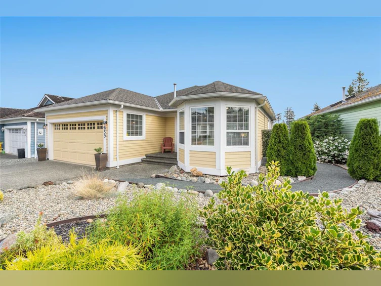 659 Windward Way, Qualicum Beach, BC, V9K 2K4