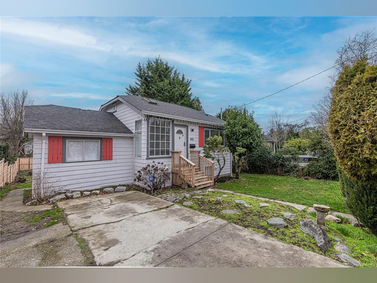 981 Tattersall Drive, Saanich, BC, V8X 2X1 - 37