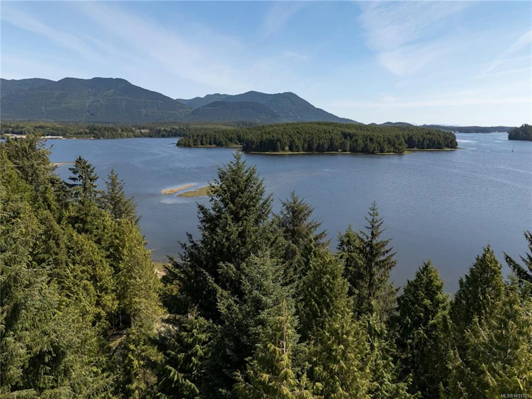 260 Karn Avenue, Ucluelet, BC, V0R 3A0 - 16