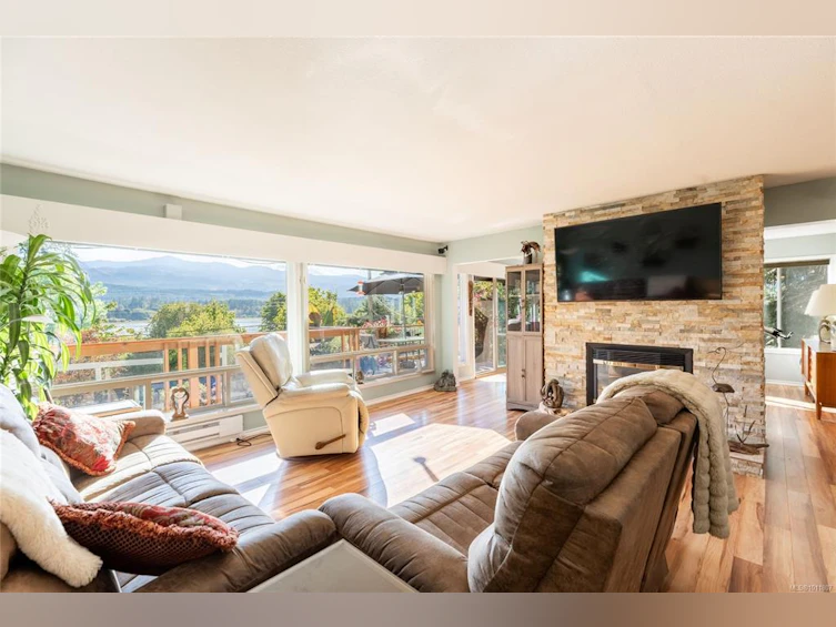 7692 Tozer Road, Fanny Bay, BC, V0R 1W0 - 19