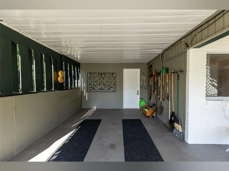 7692 Tozer Road, Fanny Bay, BC, V0R 1W0 - 47