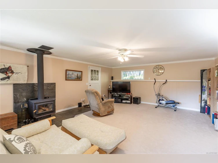 7692 Tozer Road, Fanny Bay, BC, V0R 1W0 - 29