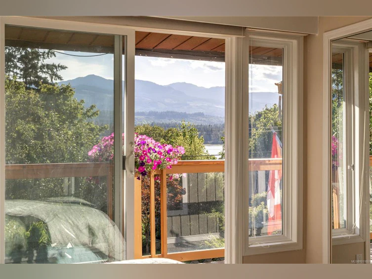 7692 Tozer Road, Fanny Bay, BC, V0R 1W0 - 22