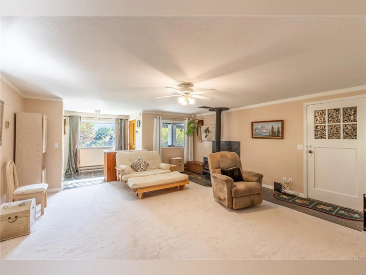 7692 Tozer Road, Fanny Bay, BC, V0R 1W0 - 30