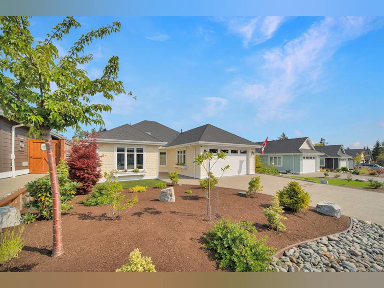 559 Rainbow Way, Parksville, BC, V9P 1H3