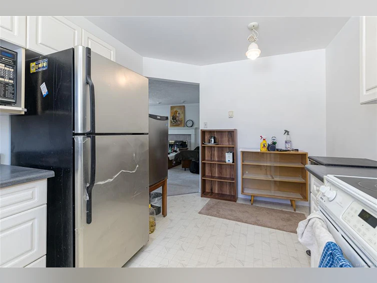 2916 Scott Street, Victoria, BC, V8R 4J6 - 10