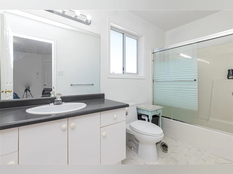 2916 Scott Street, Victoria, BC, V8R 4J6 - 14