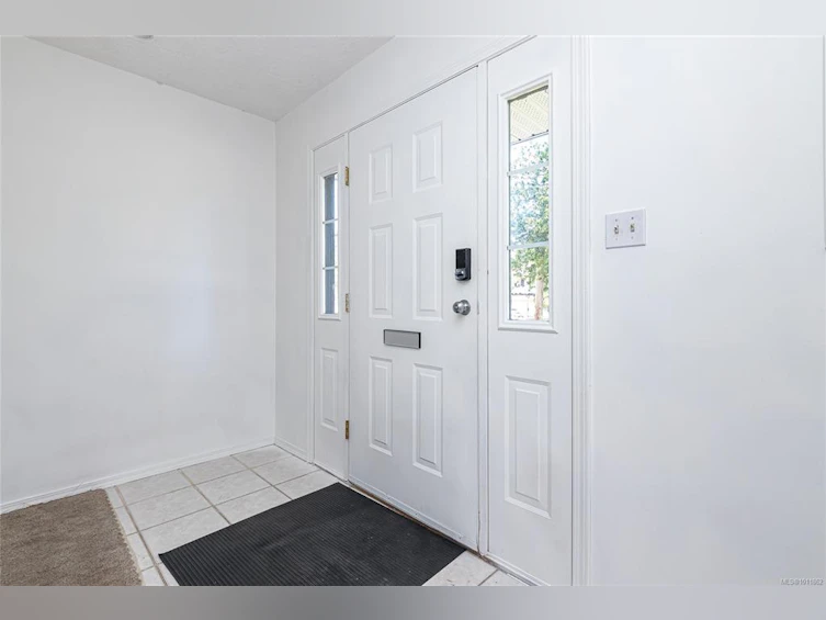 2916 Scott Street, Victoria, BC, V8R 4J6 - 3