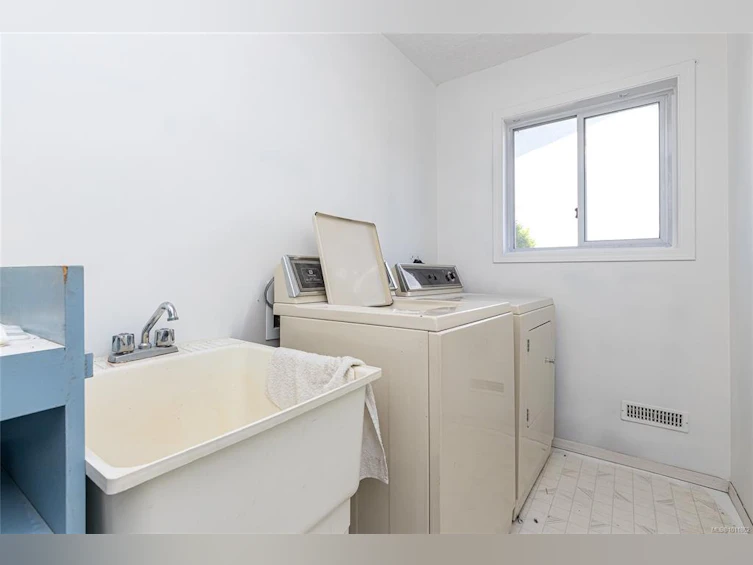 2916 Scott Street, Victoria, BC, V8R 4J6 - 18