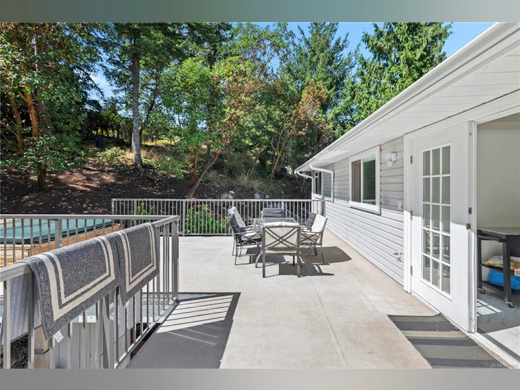1661 Barrett Drive, North Saanich, BC, V8L 4Z1 - 33