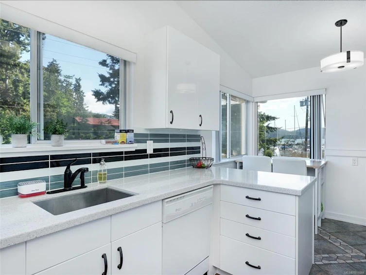 5-6110 Seabroom Road, Sooke, BC, V9Z 0B8 - 8