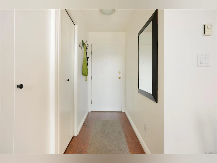 407-827 North Park Street, Victoria, BC, V8W 1S9 - 4