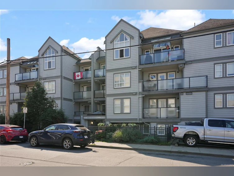 407-827 North Park Street, Victoria, BC, V8W 1S9