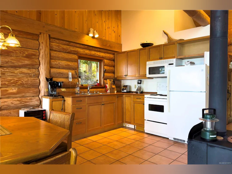 1799 Tiber Bay Road, Cortes Island, BC, V0P 1K0 - 5